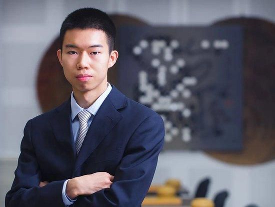 筱崎爱裸乳照无奶罩