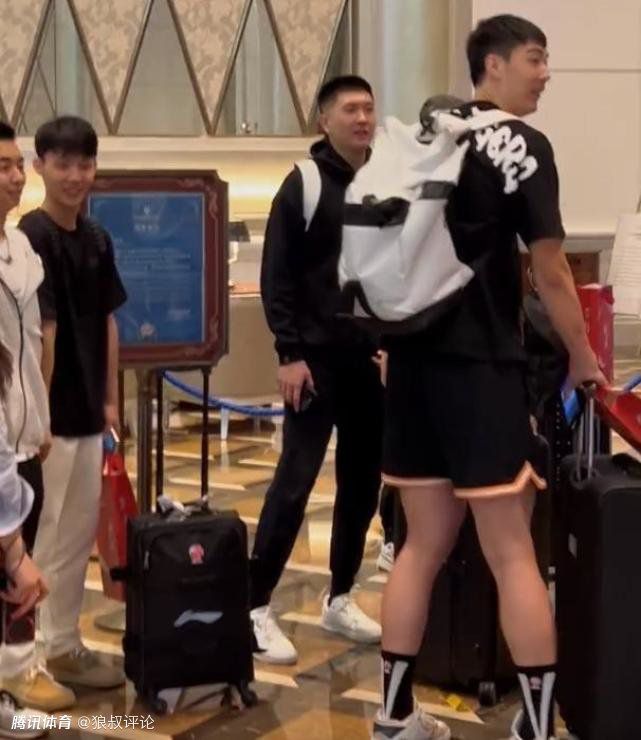 18美女的下面