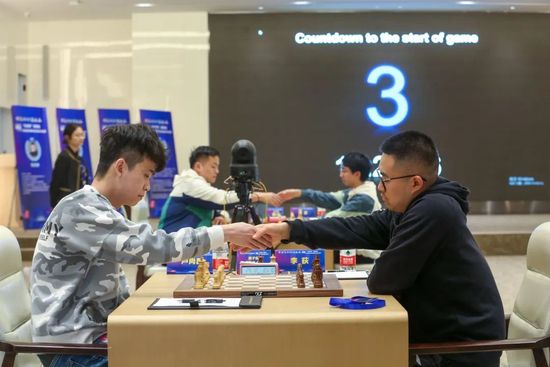 已满十八岁网站