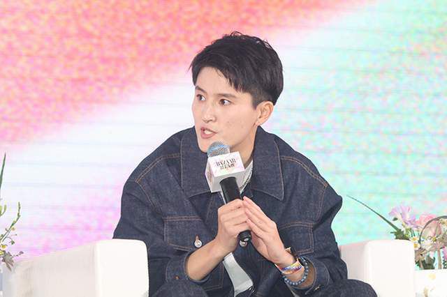 丰满的人妻