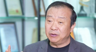嗯啊h娇hh嗯啊hh老男人
